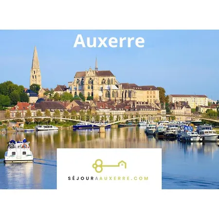 Saint Germain - Sejour A Auxerre Appartement Buitenkant foto